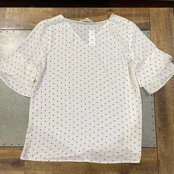 NWT Loft polka dot shirt - Picture 3 of 3